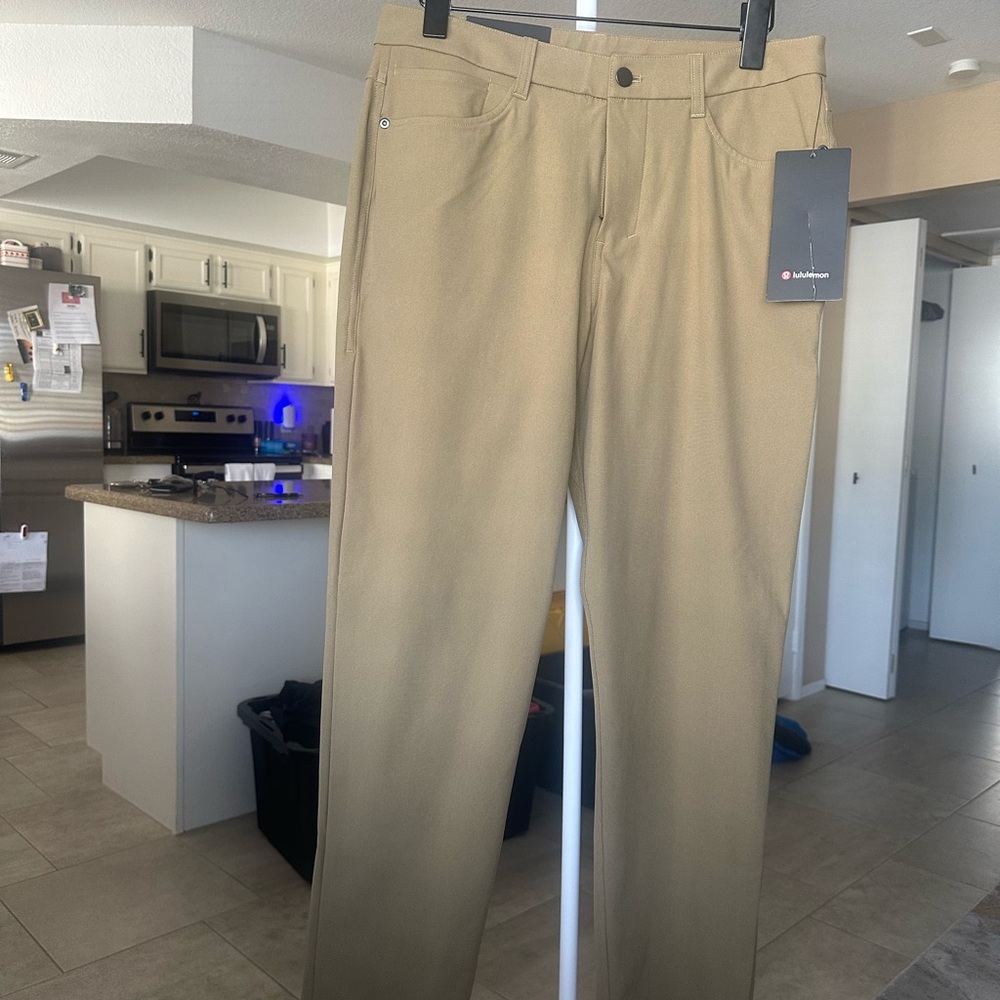 lululemon athletica men’s ABC classic pants 30x30 Brown Artifact Color